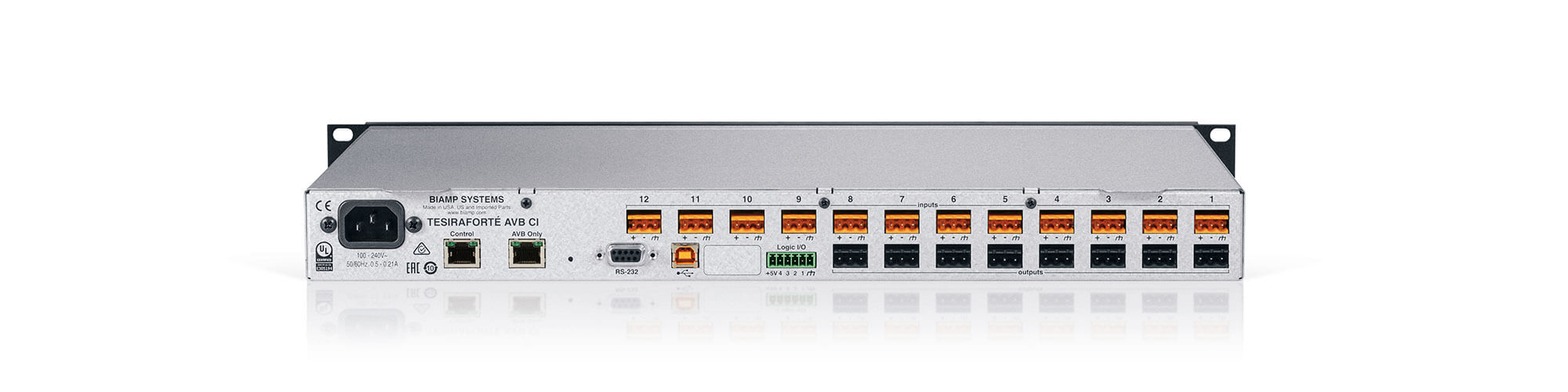 Procesador digital con 12 entradas y 8 salidas analogas con AEC, conexion USB/32x32 canales DANTE